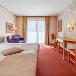 Belvilla Heiderhof In Rheinischen Westerwald 3*