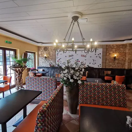 Otel Belvilla Heiderhof In Rheinischen Westerwald 3*