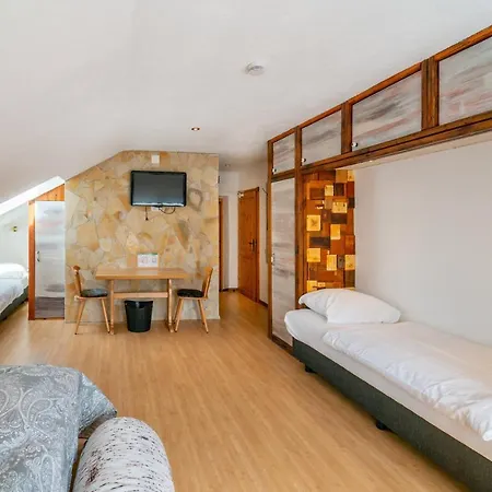 Belvilla Heiderhof In Rheinischen Westerwald 3*